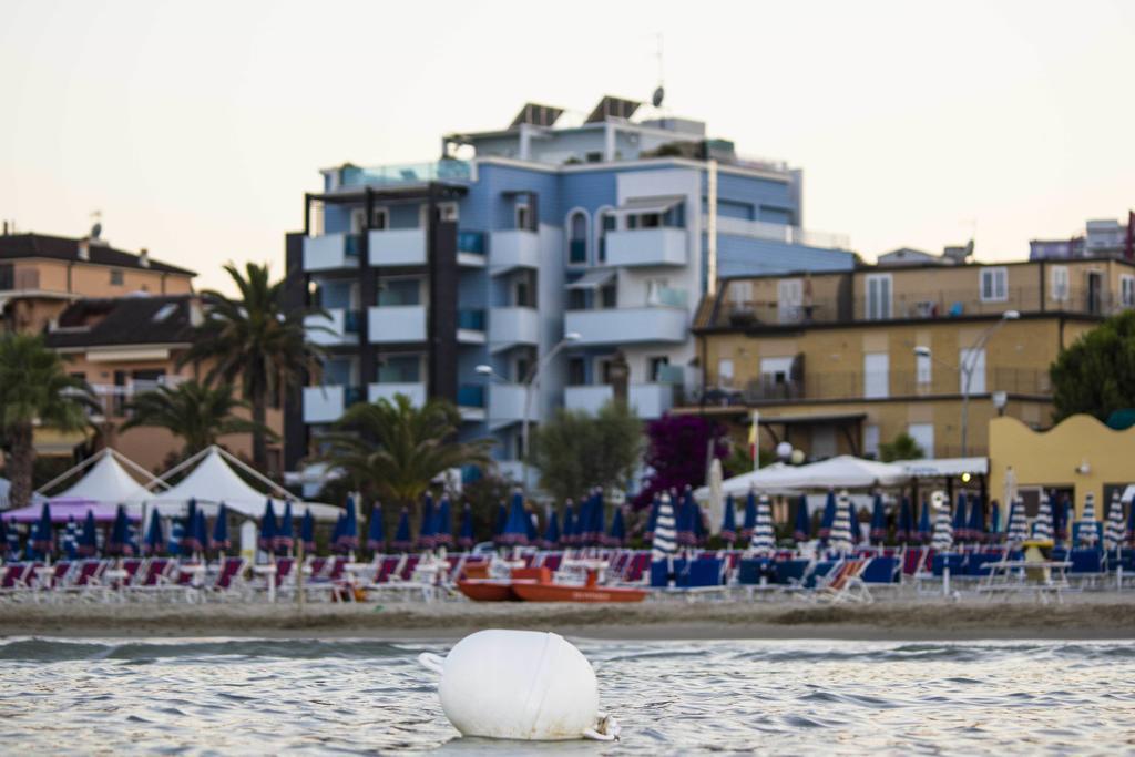 Residence Mareamare Grottammare Exterior photo